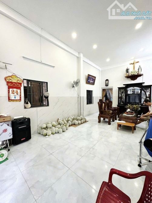 HẺM XE HƠI 6M TỚI NHÀ – LÊ VĂN SỸ QUẬN 3 – 60M2 – NGANG 5,5M – 3 TẦNG – 10.x TỶ - 3