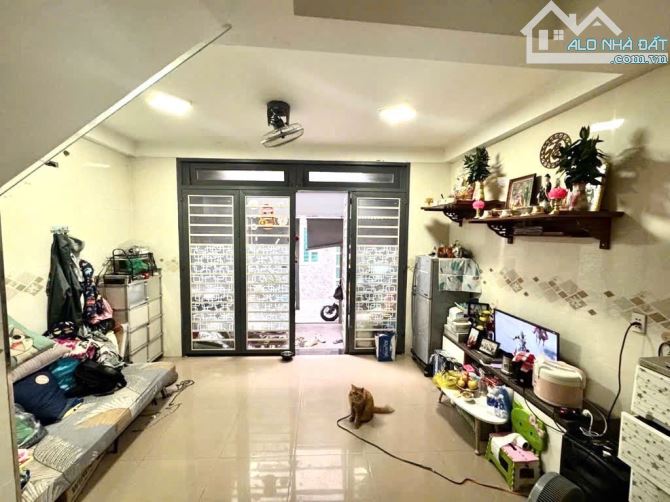 6Tỷ5 Duy Nhất 1 Căn VIP Trung Tâm Cách Mạng Tháng Tám P.5 Hẻm 3.5M DT 35M2 (5mX7m) - 3
