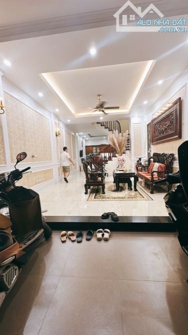 Nhà đẹp dân xây Phố Gia Thượng (Ngọc Thụy) 72m2, 4T, ô tô, 3 bước trường Việt Pháp - 3