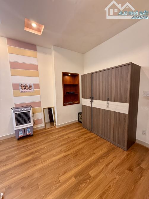 Bán Nhà Bình Phú, view Công Viên rất thoáng mát. 4×16m×4tâng ×5PN. nhỉnh 10.T,Ỷ - 3