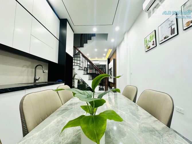 ☘️☘️☘️Bán nhà Văn Hội - Bắc Từ Liêm - ô tô 7 chỗ đỗ cửa - kinh doanh - 54m2 - dân xây - nh - 3