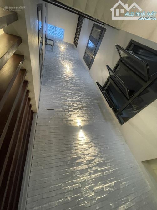 Siêu phẩm! Bán biệt thự 4 Tầng Thạnh Mỹ Lợi đẹp- - 10x17.5m - HĐT: 35tr/th - Giá 22,8 tỷ - 3