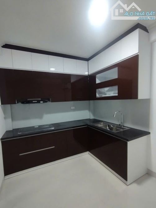 Bán Nhà Lê Trọng Tấn 33m² x 4 Tầng – Ngõ Nông, Ô Tô Đỗ Cửa, Giá 12.6 Tỷ Thanh Xuân - 3