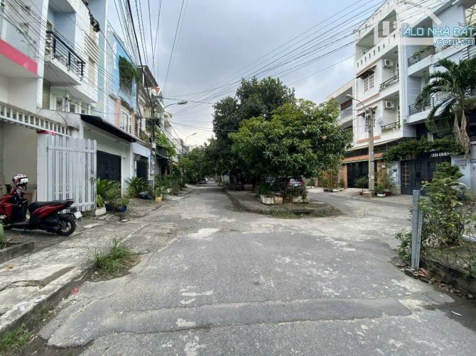 Bán 2 căn nhà liền kề 10x20m, khu Dân Cư 38ha đường Dương Thị Giang, giá 13 tỷ - 3