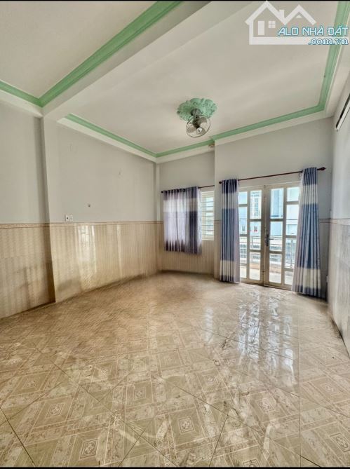 An Lạc Bình Tân- hẻm ô tô- 234m2 -DT8.5x27,5m - hai căn 3 tầng . - 3