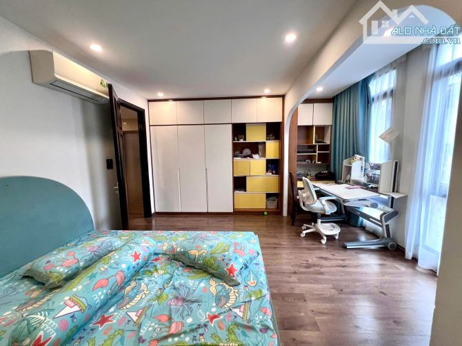 BÁN NHÀ TRẦN QUANG DIỆU, ĐỐNG ĐA - LÔ GÓC 67M x 7T THANG MÁY - MT 6M - Ô TÔ TRÁNH - 3