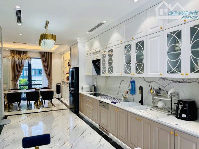Bán nhà gần Xã Đàn - Trung Tâm Đống Đa - 56m2 x 6 Tầng - Mặt Tiền Bề Thế - Nhà Đẹp - C - 3