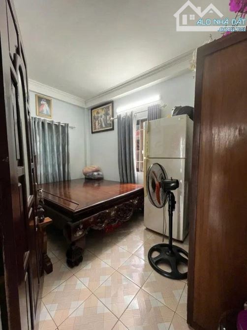 Bán nhà An Dương Vương, hàng xóm Ciputra. Ngõ thông oto, vào nhà. Bãi gửi xe gần nhà. - 3