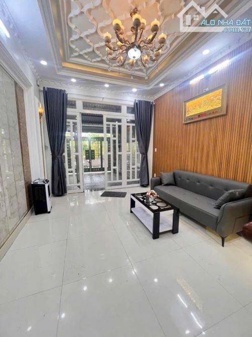 KDC Saigonmoi - Nhà Bè - 4x17 - 3 tầng 4PN - Đường 8m - nhỉnh 6 tỷ - 3