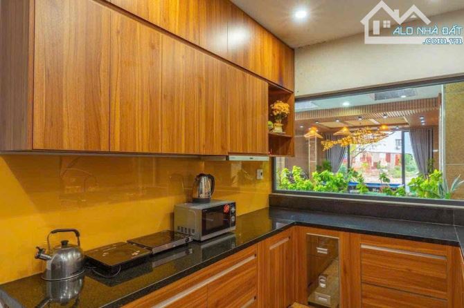 SIÊU PHẨM ĐẦU TƯ VILLA 2 TẦNG ĐƯỜNG TRẦN DUY  CHIẾN DT 300M2 NGANG 18M GIÁ CHỈ 40 TỶ - 4