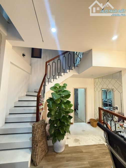 Nhà 3 Tầng - 3 Phòng Ngủ - full nội thất ở Tiểu La giá chỉ nhỉnh 5 tỷ - Không Ngập - 4