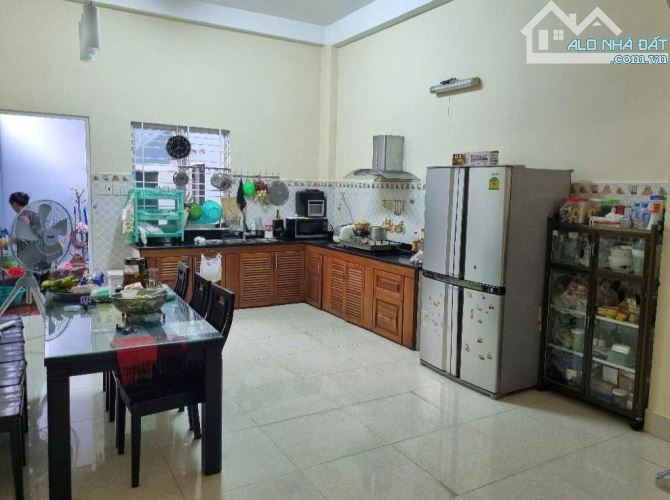 bán nhà trung tâm quận 8, đường lương văn can, 4.5x24m, ô tô đỗ cửa - 4