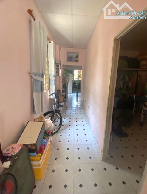 bán nhà trung tâm quận 8, đường lương văn can, 6.3x29m, ô tô đỗ cửa - 4