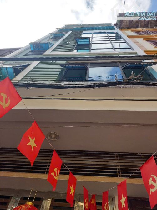 Bán nhà tại phố Nghĩa Tân, 11 tỷ ba, 31m2, 6 tầng, bao đẹp Hot! - 4
