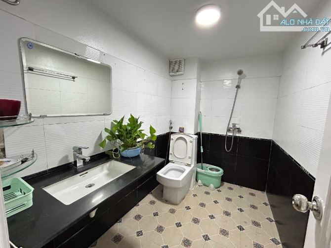 MỸ ĐÌNH -42M x 4 TẦNG - MT 5M - CÁCH Ô TÔ 10M - Nhà siêu đẹp - FULL Đồ - 9.x TỶ. - 4