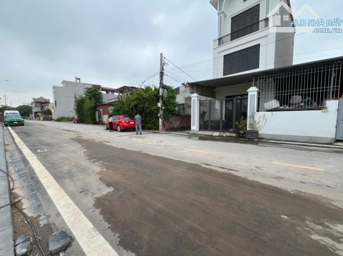 CƠ HỘI VÀNG - TÀI CHÍNH NHỎ XINH, BÁN GẤP 48,5m² ĐẤT ĐẸP - Ô TÔ VÀO NHÀ - NAM HỒNG - 4