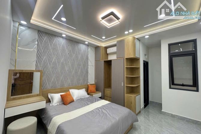Bán nhà hẻm, Trung Mỹ Tây 19, Quận 12, 82.4 m² (4m x 21m), nhà đẹp - Giá 8.2 tỷ TL - 4