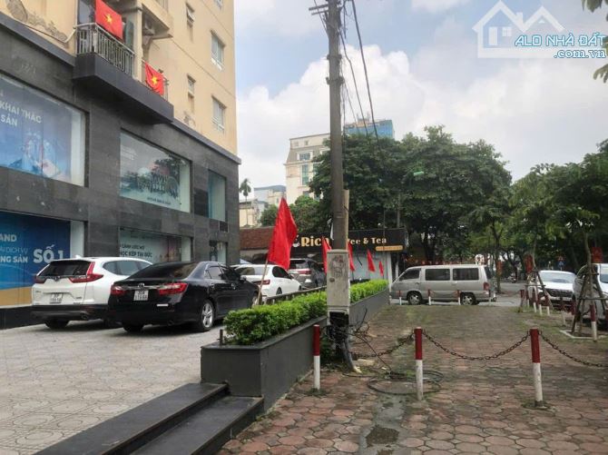 Cần tiền bán nhanh CH 137 Nguyễn Ngọc Vũ, 114m2, 3N,2WC giá 8.34 tỷ - 4