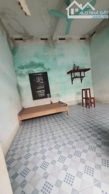 🏡 CHÍNH CHỦ E CẦN BÁN CĂN NHÀ MÁI BẰNG, 3 GIAN, XÁC ĐỊNH BÁN ĐẤT TẶNG NHÀ MÁI BẰNG - 4