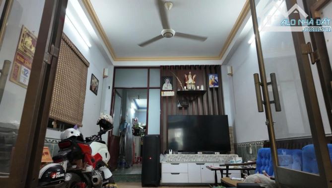 BÁN NHÀ HXH 8m – CÁCH MẠNG THÁNG 8, Q.10 - NỞ HẬU, CN: 56,1m² - 3 TẦNG - GIÁ 11 TỶ - 4
