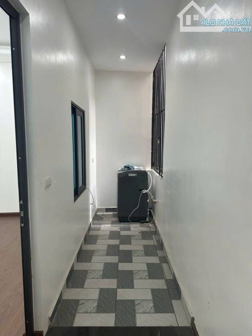 Hoàng Hoa Thám, 44m, 4ngủ, Ngõ thông, Nhà mới đẹp full nội thất, Sổ chính chủ, Giá tốt - 4