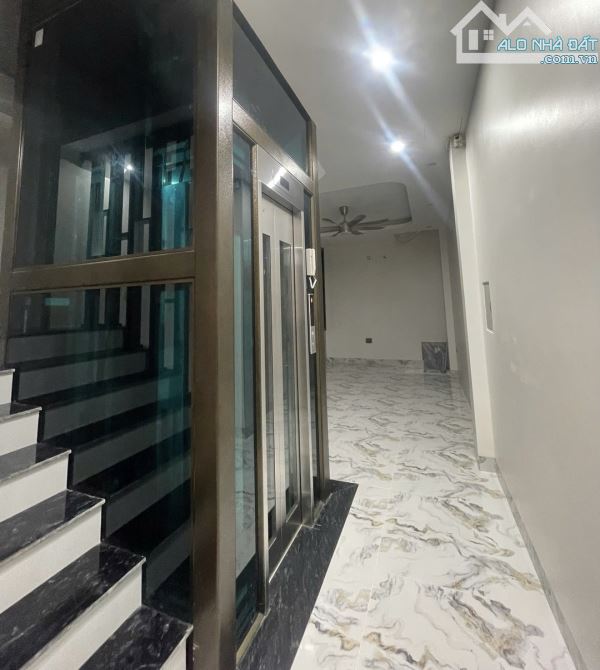 ĐA SỸ - NHÀ RỘNG 5T- THANG MÁY -6 PN. - 4