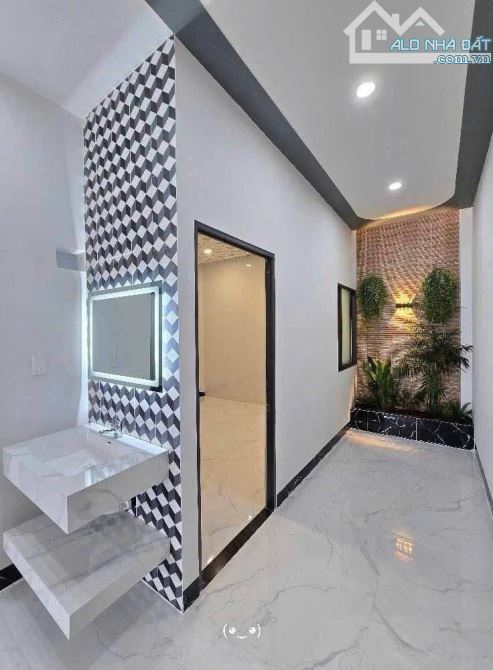 CHỦ NGỘP THỞ CẦN BẤN GẤP NHÀ LẦU GIÁ TỐT CHO GIA ĐÌNH TRẺ, GIÁP PHƯỜNG BỬU LONG - 4
