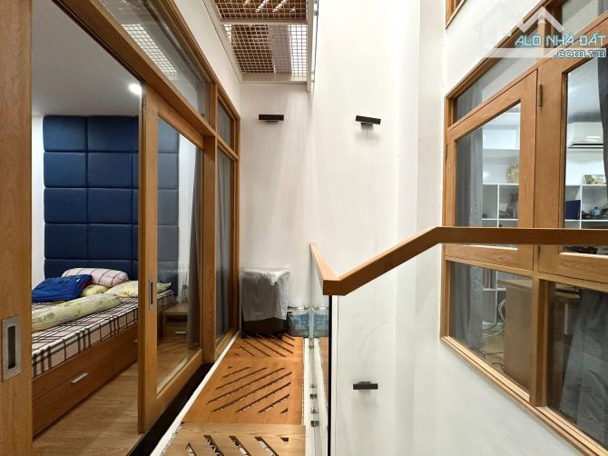 SIÊU VỊ TRÍ QUẬN 1 -HAI BÀ TRƯNG - TÂN ĐỊNH- 70M2(4.2 ❌ 17m) 5 TẦNG - HẺM Ô TÔ - GIÁ 22 TỶ - 4