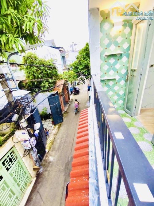 Cần vốn bán gấp căn nhà ngang 6m tại đường Bình Đông Quận 8 - 4