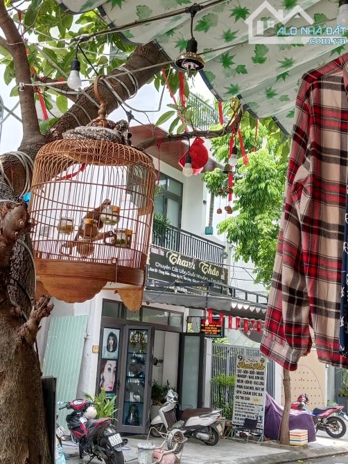 QUÁ HỜI_BÁN NHÀ 4 TẦNG _ TÒA CĂN HỘ 6 PHÒNG KHÉP KÍN_ĐƯỜNG HOÀNG DIỆU_98 M2_NHỈNH 6 TỶ - 4