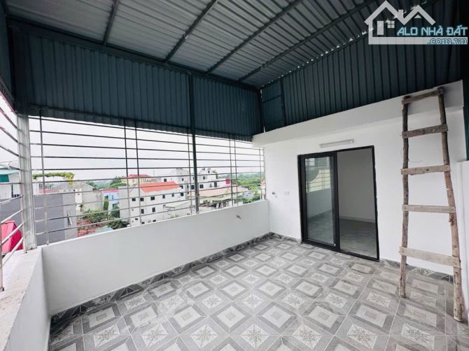 BÁN NHÀ PHỐ ĐẠI CÁT- NHÀ MỚI KÍNH KOONG - OTO ĐỖ CỬA - SÂN CHƠI RỘNG THOÁNG- SÂN RỘNG-Ô TÔ - 4