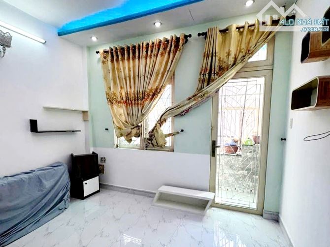 Cho thuê nhà hẻm Nguyễn Tri Phương, Quận 10 – 1 trệt 1 lầu, full nội thất - 4