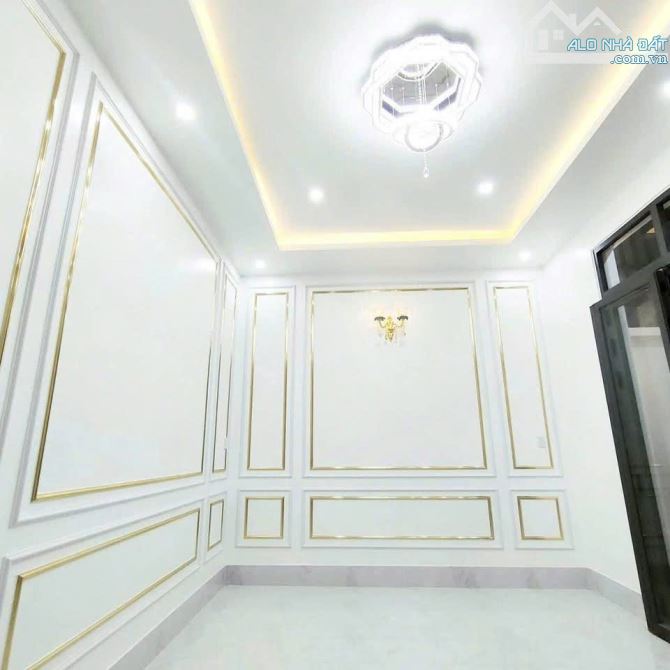 Kẹt tiền cần bán gấp căn nhà ở Đ. Lê Thị Sắc 127m2 SHR giá chỉ 920tr - 4