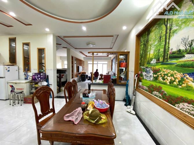 Bán Biệt Thự đường số 6 Khu Dân Cư Vĩnh Lộc, 200m2 ( 10 x 20 ) 3 TẦNG 4 PN lớn, View đẹp - 4