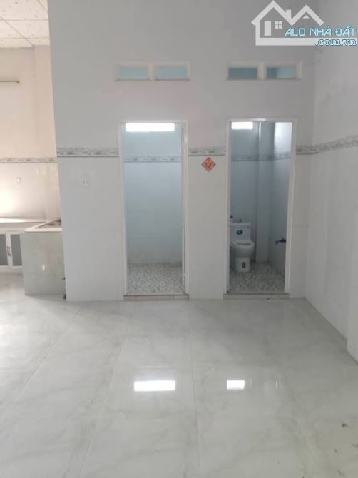 NỢ MỘT ĐỐNG ! Cần bán gấp căn nhà ở 1/ Đ. Hồ Văn Tắng , Củ Chi 189m2 SHR giá 980tr - 4