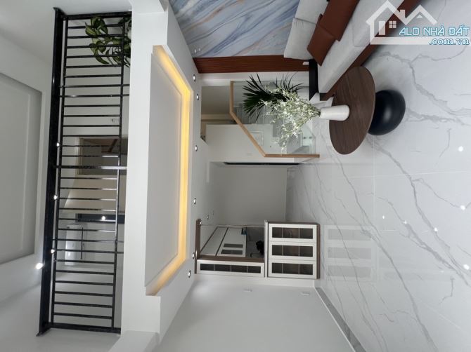 NHÀ SIÊU ĐẸP HẺM XE TẢI SÁT MT NGÔ TẤT TỐ - BÌNH THẠNH - 4 TẦNG - 4.4M × 7M - NHỈNH 7 TỶ - 4