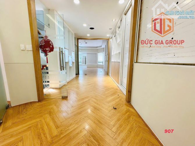 Cho thuê shophouse 1 trệt 2 lầu Vincom Trung Tâm Thành Phố Biên Hoà - 4