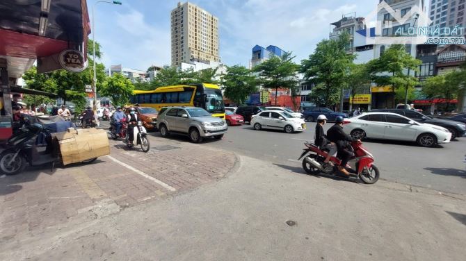 LÔ GÓC 3 THOÁNG, VỊ TRÍ ĐẮC ĐỊA - TRƯỜNG CHINH - VIEW TRIỆU ĐÔ - MẶT TIỀN QUYỀN LỰC- 26TY - 4