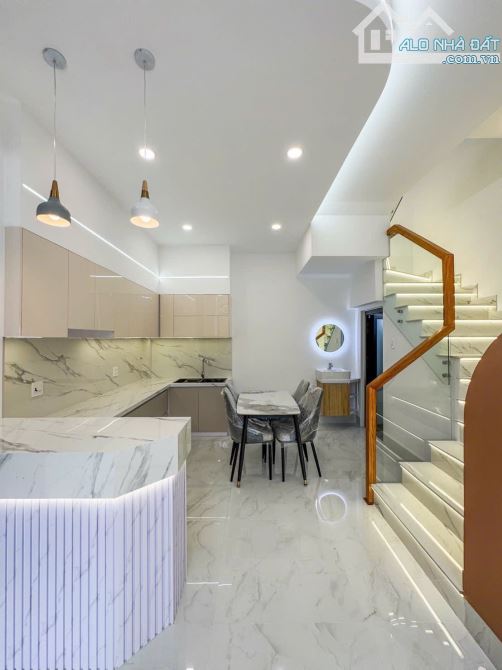 BÁN NHÀ PHỐ HIỆN ĐẠI FULL NỘI THẤT - TRỤC CHÍNH HẺM 7 TRÂN VĨNH KIẾT - 4