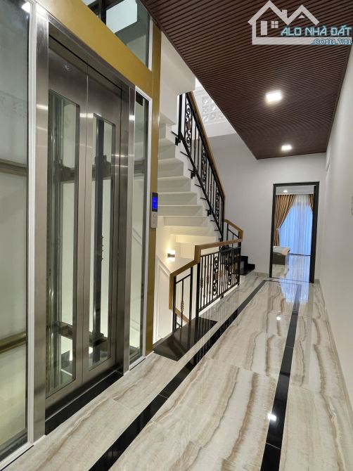 Nhà mới 3 tầng có thang máy đường số 13 Khu đô thị Lê Hồng Phong 2 Nha Trang - 4