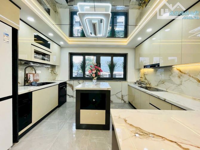 Bán nhà Nguyễn Văn Khối P11 Gò Vấp, 80m2, 6 tầng, 7WC, nhỉnh 14 Tỷ. - 4