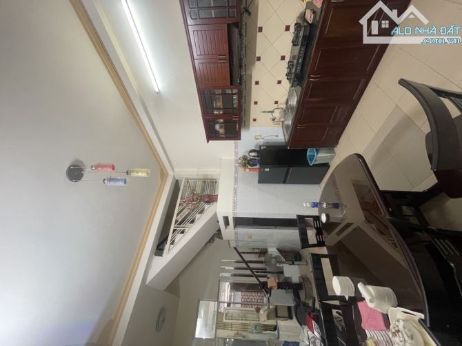 3 TẦNG 200M2,  SHR, HOÀN CÔNG ĐẦY ĐỦ, HẺM XE HƠI, HUỲNH TẤN PHÁT, QUẬN 7. CHỈ 6,4 TỶ - 4