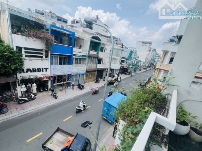 Quận Phú Nhuận - Bán gấp căn hộ nhà mặt tiền TPHCM, khu kinh doanh, giá tốt - 4