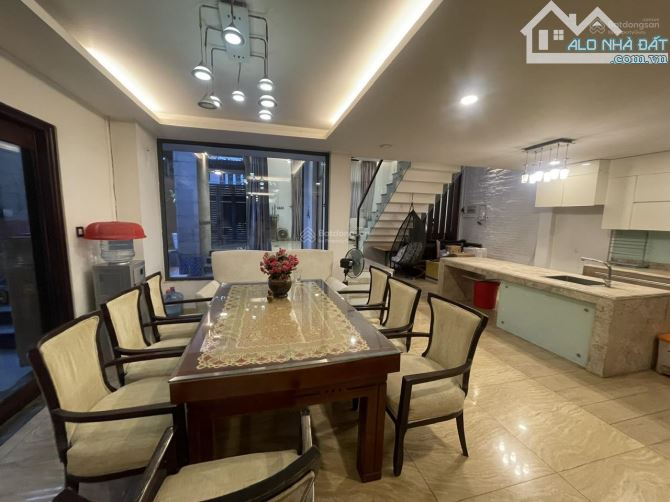 Siêu phẩm! Bán biệt thự 4 Tầng Thạnh Mỹ Lợi đẹp- - 10x17.5m - HĐT: 35tr/th - Giá 22,8 tỷ - 4