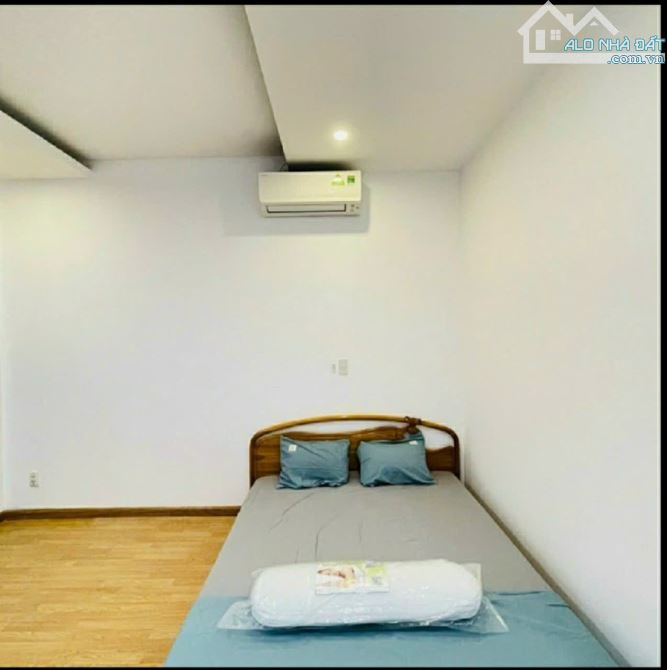 NHÀ 3 TẦNG - HẺM Ô TÔ - KHU PHÂN LÔ XÂY FULL 65 M2. - 4