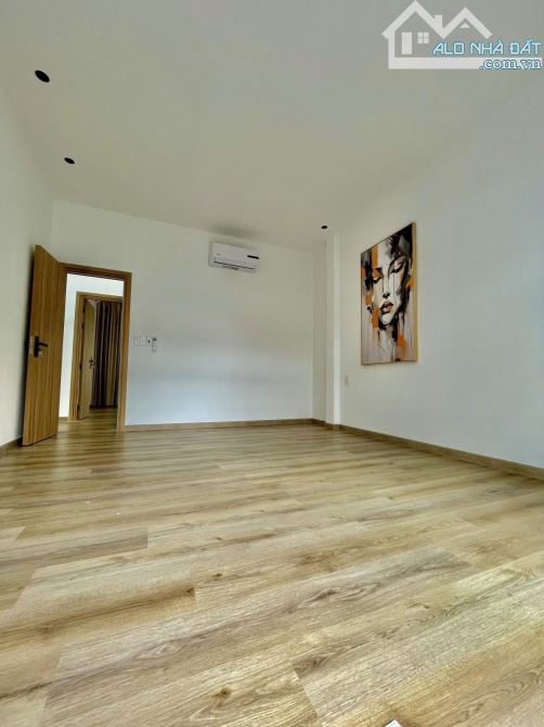 BÁN NHÀ DƯƠNG THỊ MƯỜI Q12 - 60M2 ( 5M X 12M) - HẺM 5M - 4.96 TỶ - 4