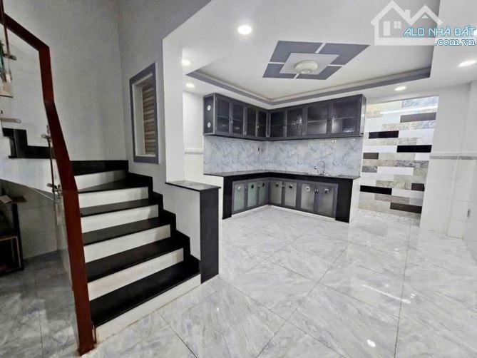 Ngay Tô ký Trung Chánh hóc môn,80 m2, giá bán 4 tỷ 100 - 4