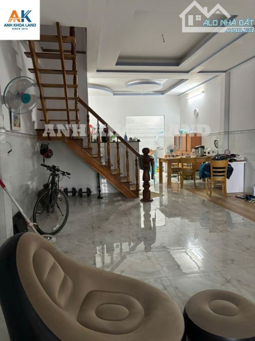 Chính chủ gửi bán căn nhà 2 tầng hẻm xe tải đường số 24 P.Linh Đông - S: 96m2 - 4
