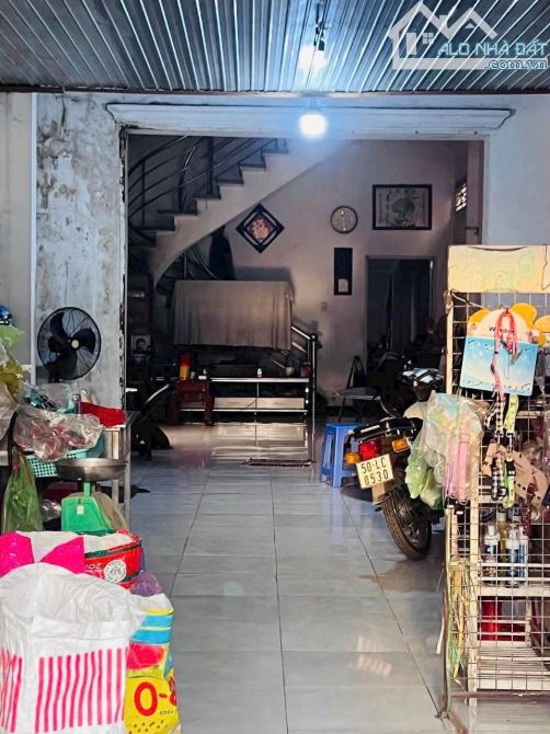 BÁN NHÀ (5x32) MT TRẦN VĂN MƯỜI VỊ TRÍ SIÊU ĐẸP, NGAY CHỢ CHỮ S - 4