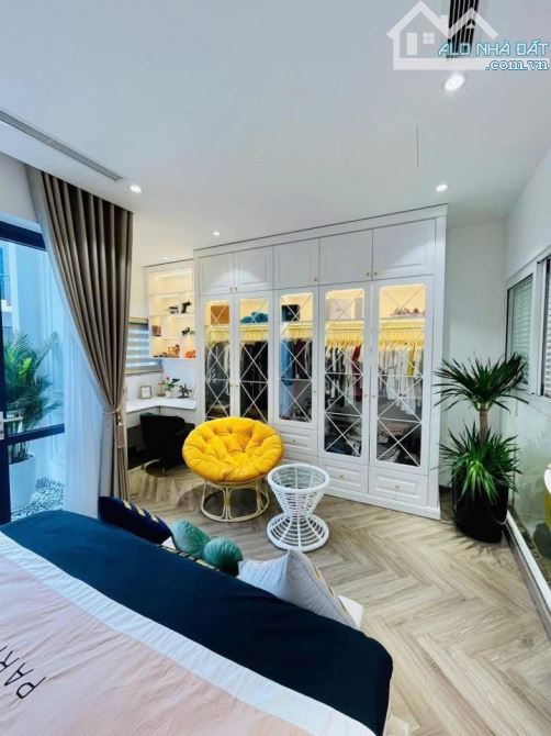 Bán nhà gần Xã Đàn - Trung Tâm Đống Đa - 56m2 x 6 Tầng - Mặt Tiền Bề Thế - Nhà Đẹp - C - 4